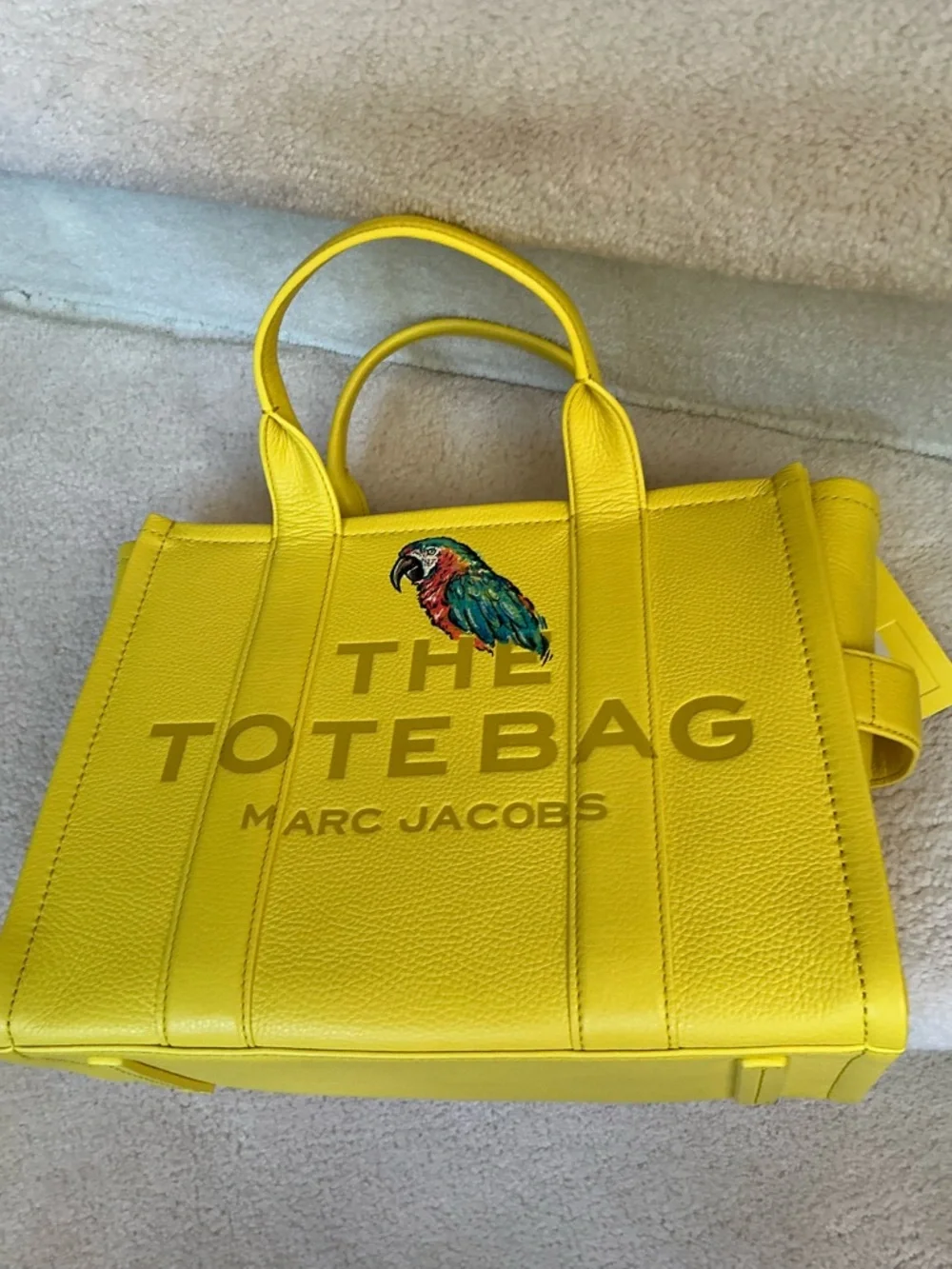 NWT MARC JACOBS CUSTOM PAINTED PARROT YELLOW MEDIUM LEATHER TOTE BAG - Picture 15 of 16